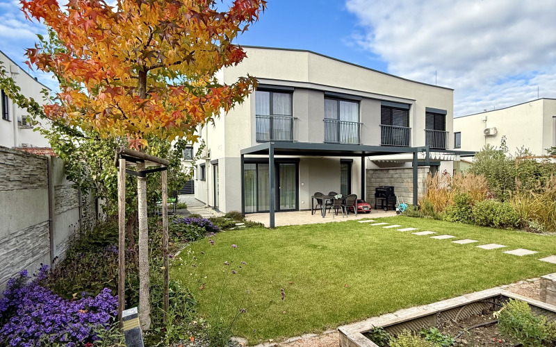 Moderný, kompletne zariadený 4-izbový rodinný dom v tichej lokalite